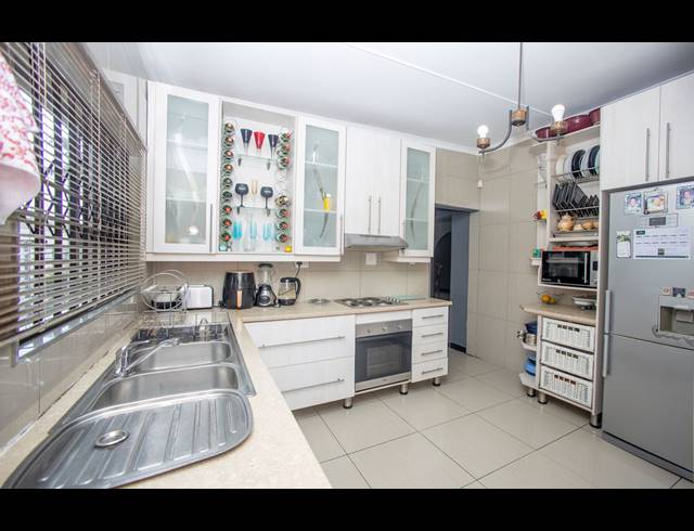 4 BEDROOM HOUSE FOR SALE IN AMALINDA